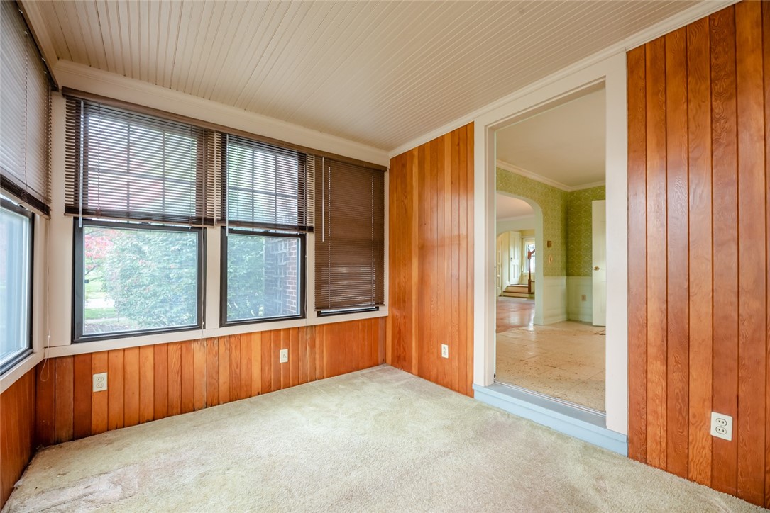 124 Thornton Road Irondequoit, NY 14617 - Photo 14 of 27 Sun Room