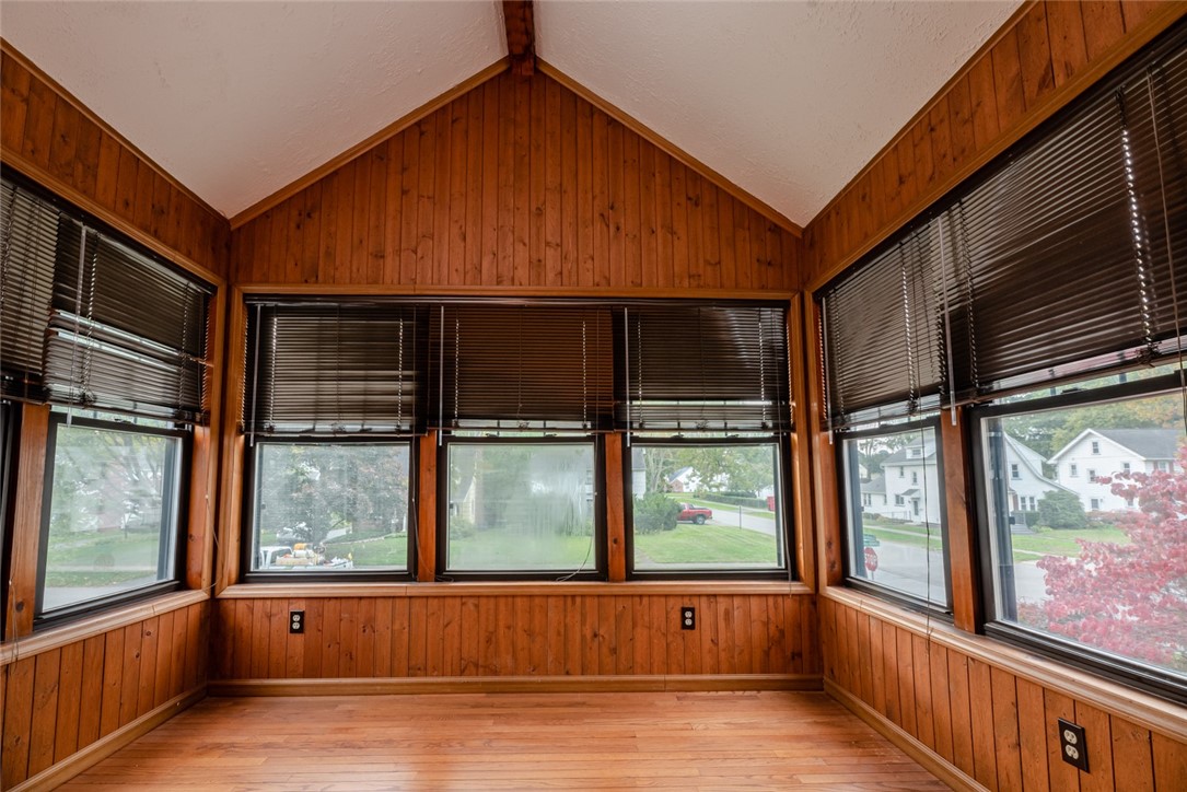 124 Thornton Road Irondequoit, NY 14617 - Photo 22 of 27