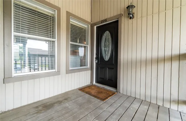 $99,000 | 418 Garland Drive, Unit 206, Lake Jackson, TX 77566