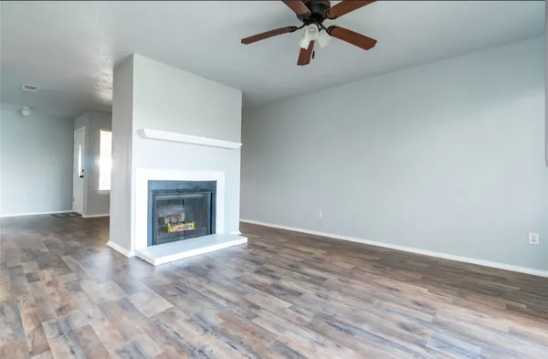 $99,000 | 418 Garland Drive, Unit 206, Lake Jackson, TX 77566