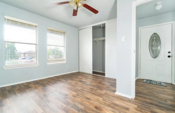 $99,000 | 418 Garland Drive, Unit 206, Lake Jackson, TX 77566