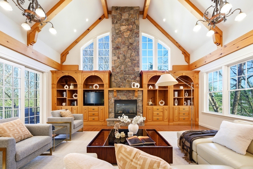 8 Porter Lane Lexington, MA 02420 - Photo 12 of 42