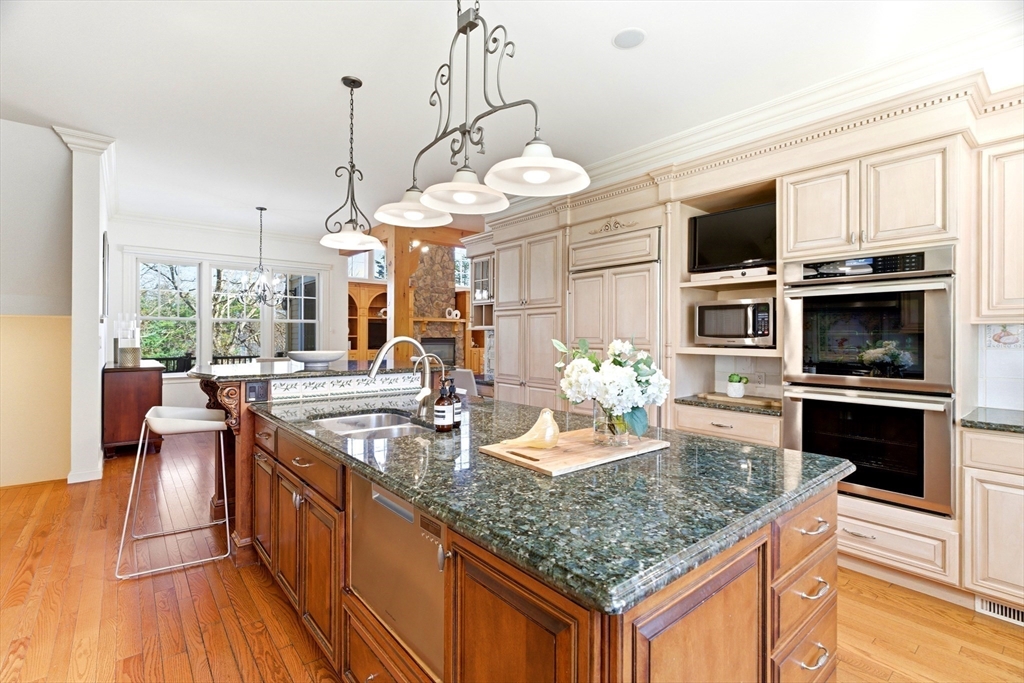 8 Porter Lane Lexington, MA 02420 - Photo 20 of 42