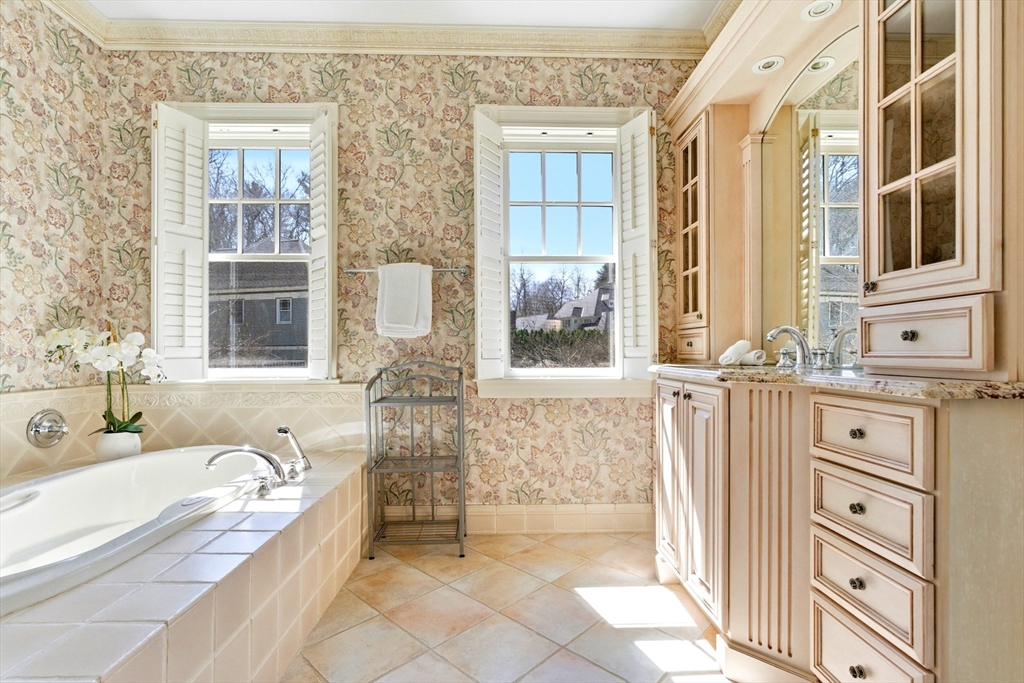 8 Porter Lane Lexington, MA 02420 - Photo 34 of 42