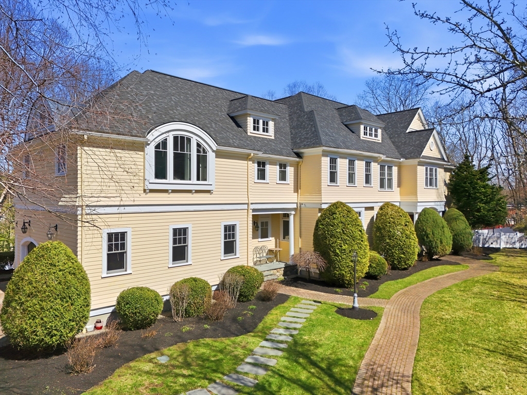 8 Porter Lane Lexington, MA 02420 - Photo 4 of 42