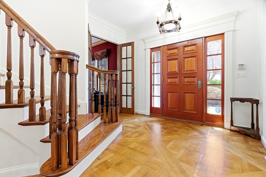 8 Porter Lane Lexington, MA 02420 - Photo 7 of 42