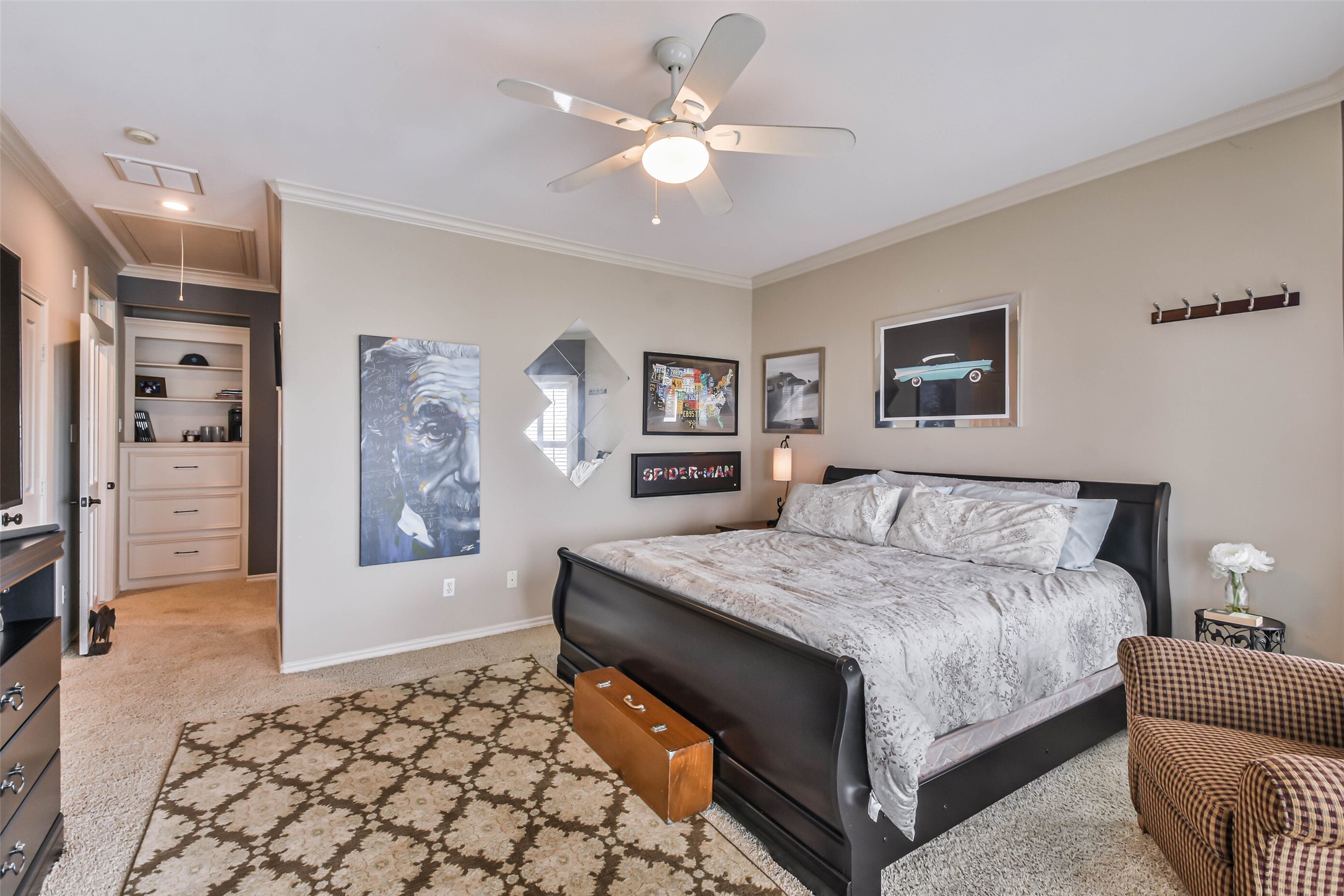 19022 Vantage View Lane Houston, TX 77346 - Photo 32 of 38 a bedroom with a bed and a couch