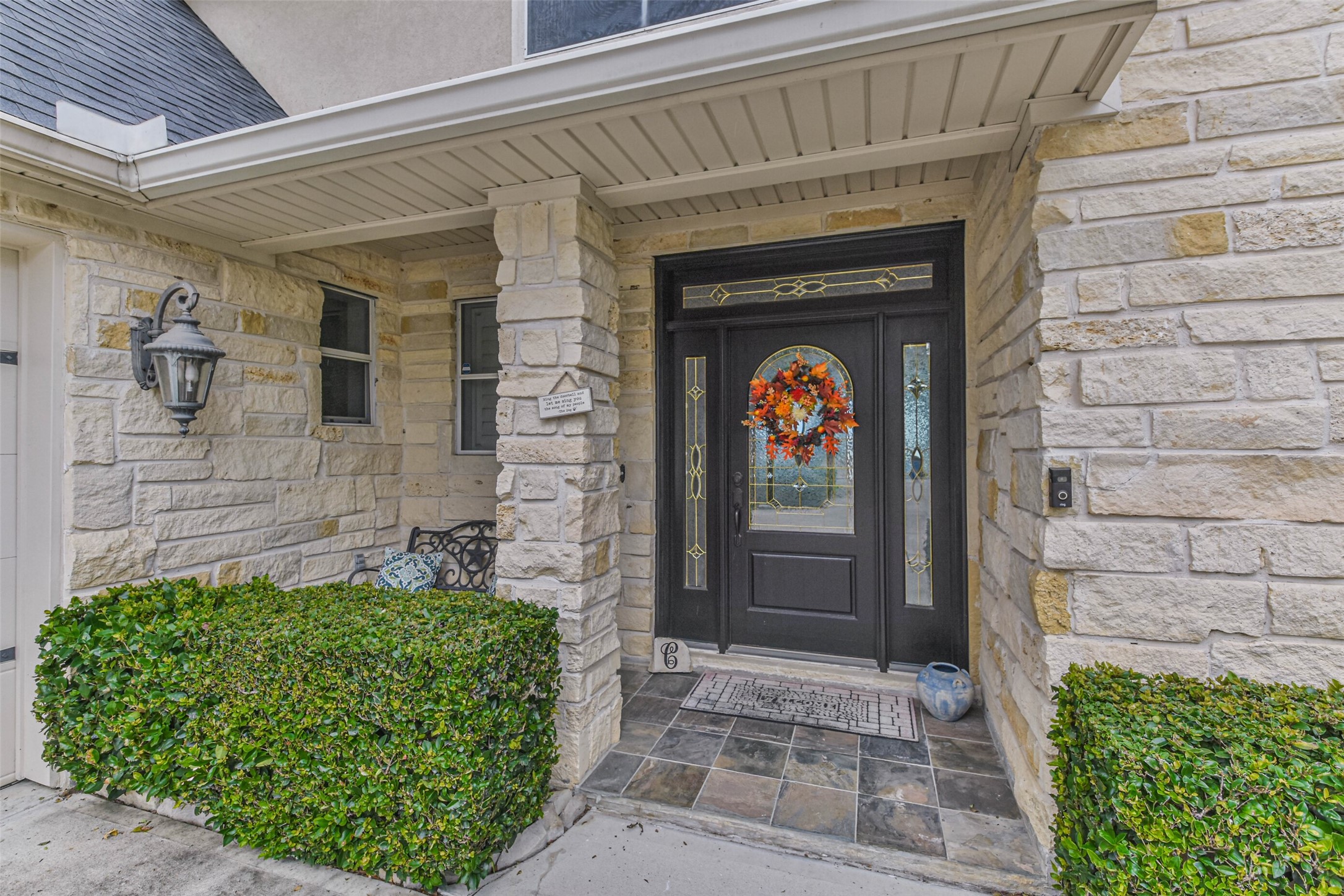 19022 Vantage View Lane Houston, TX 77346 - Photo 5 of 38 a front view of a house with a garden