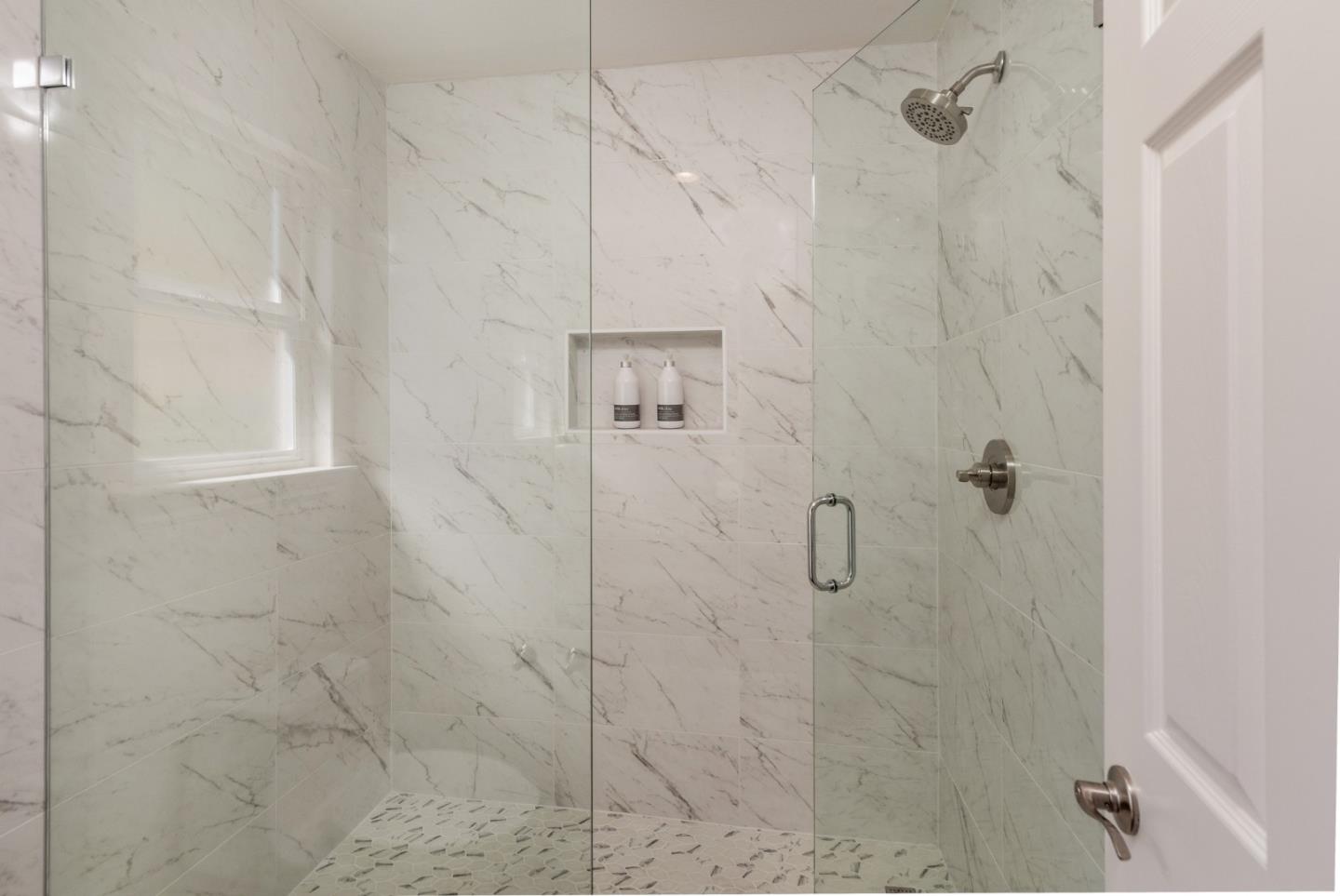 18901 Devon Avenue Saratoga, CA 95070 - Photo 12 of 21