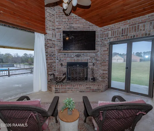 $440,000 | 293 Nezpique Lane, Iota, LA 70543