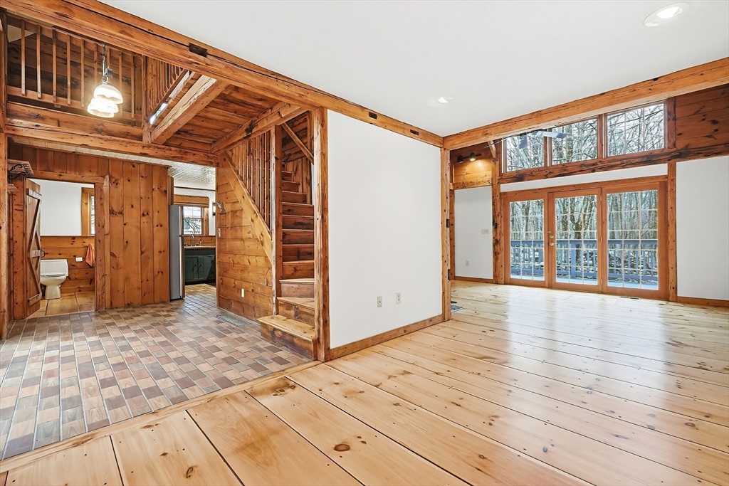 9 Spaulding Road Shirley, MA 01464 - Photo 14 of 42