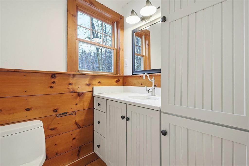 9 Spaulding Road Shirley, MA 01464 - Photo 15 of 42