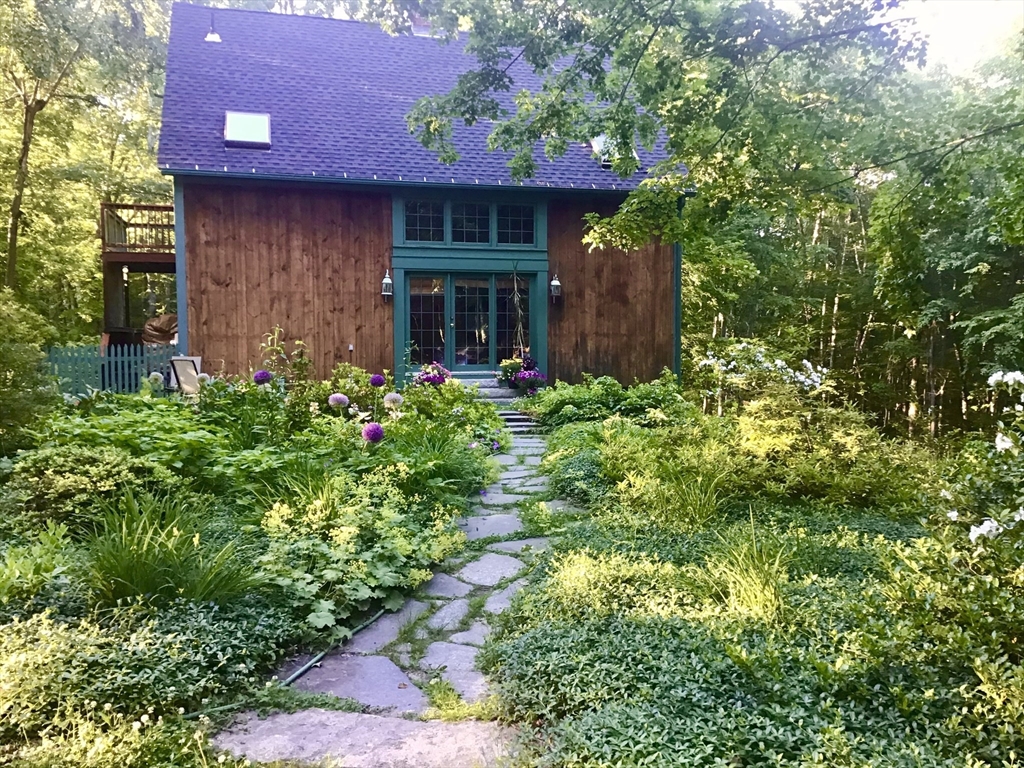 9 Spaulding Road Shirley, MA 01464 - Photo 2 of 42