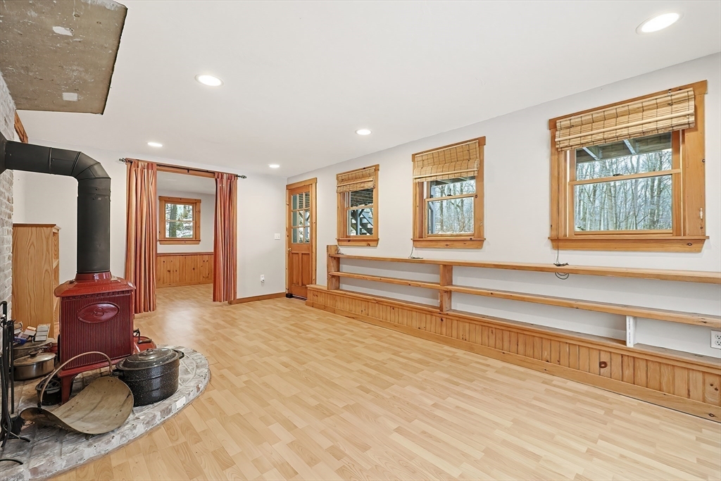 9 Spaulding Road Shirley, MA 01464 - Photo 25 of 42