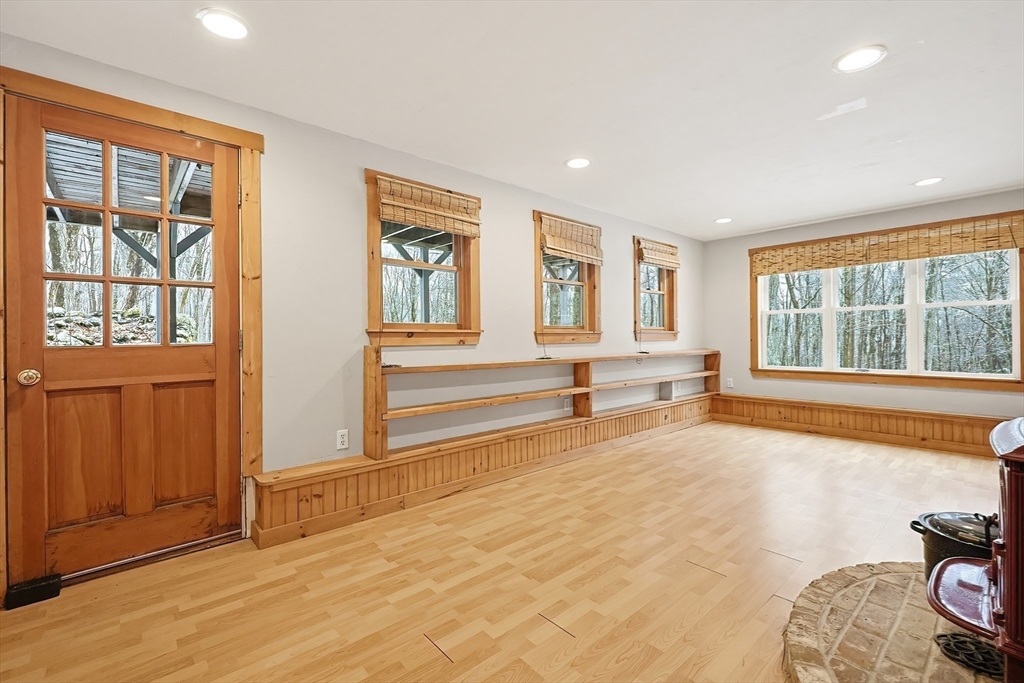 9 Spaulding Road Shirley, MA 01464 - Photo 26 of 42