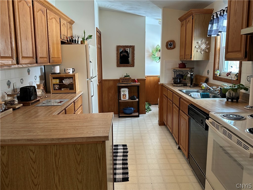 9225 Wilkinson Road Lee Center, NY 13363 - Photo 21 of 34 Gallery Image 21