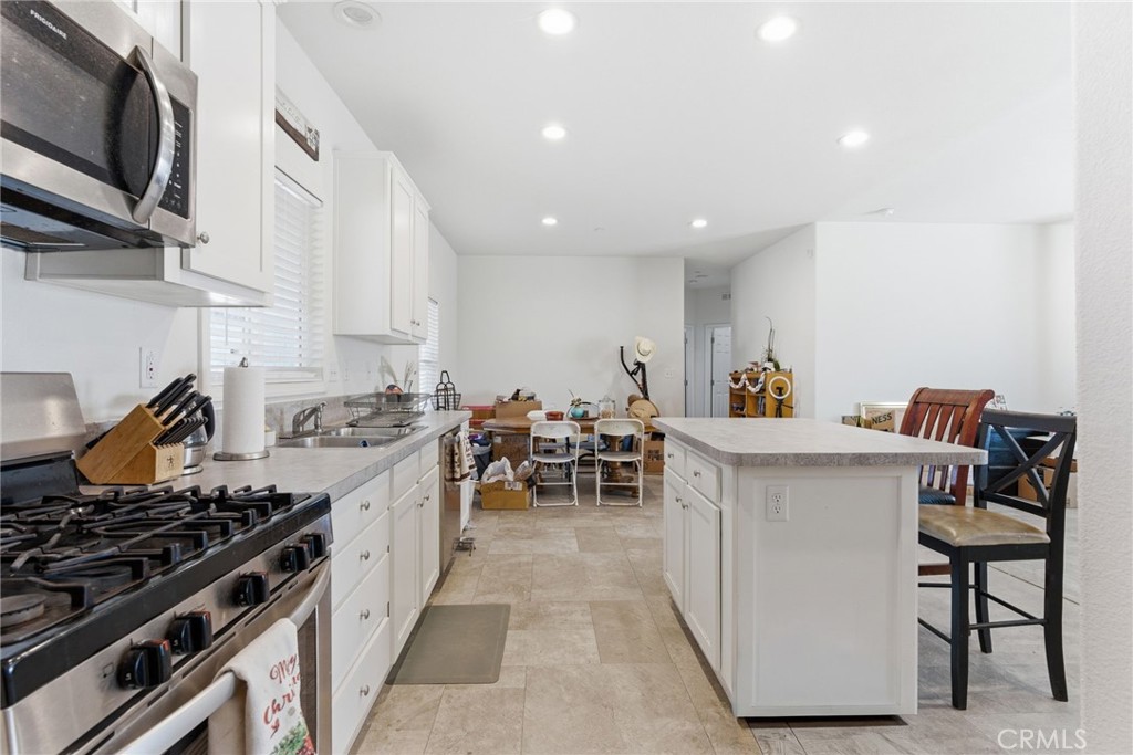 11074 Redwood Road Pinon Hills, CA 92372 - Photo 11 of 26