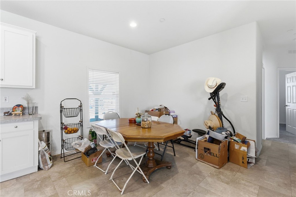 11074 Redwood Road Pinon Hills, CA 92372 - Photo 13 of 26