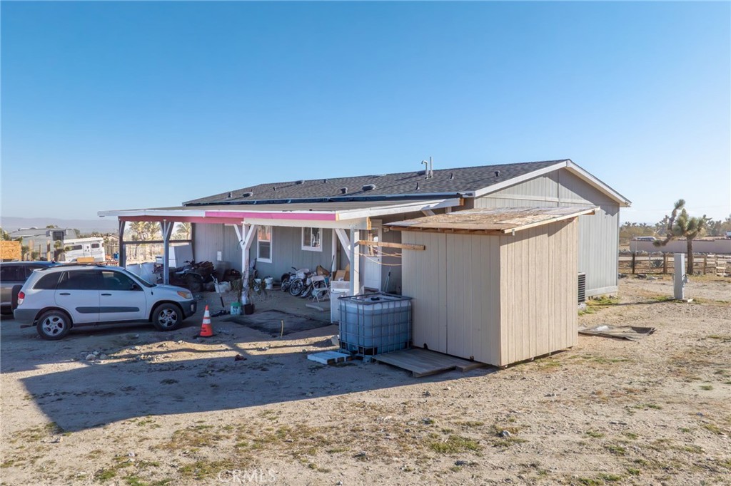 11074 Redwood Road Pinon Hills, CA 92372 - Photo 3 of 26