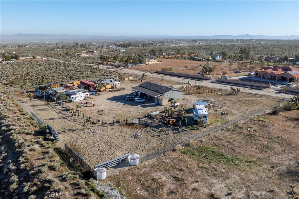 11074 Redwood Road Pinon Hills, CA 92372 - Photo 6 of 26