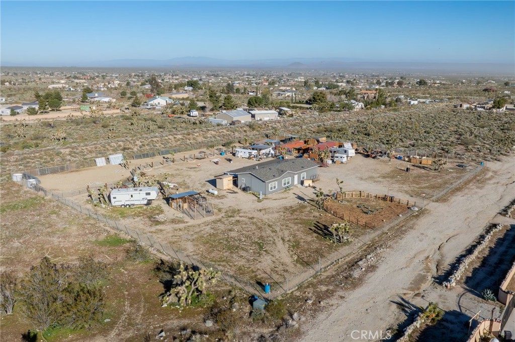 11074 Redwood Road Pinon Hills, CA 92372 - Photo 8 of 26