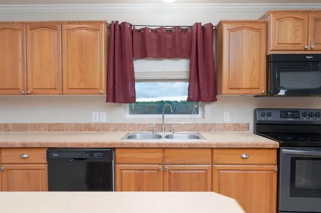 $220,000 | 633 Pecan Meadow Drive, Clyde, TX 79510