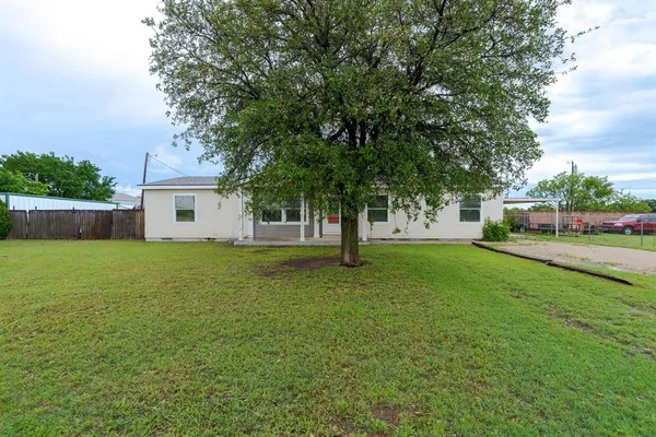 $189,900 | 633 Pecan Meadow Drive, Clyde, TX 79510