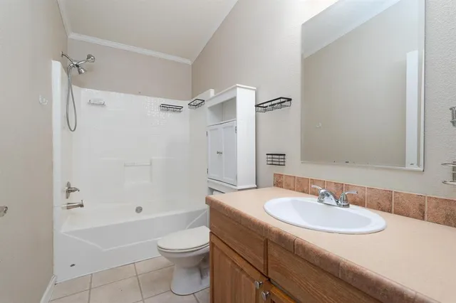 $220,000 | 633 Pecan Meadow Drive, Clyde, TX 79510