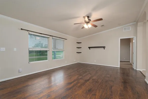 $189,900 | 633 Pecan Meadow Drive, Clyde, TX 79510