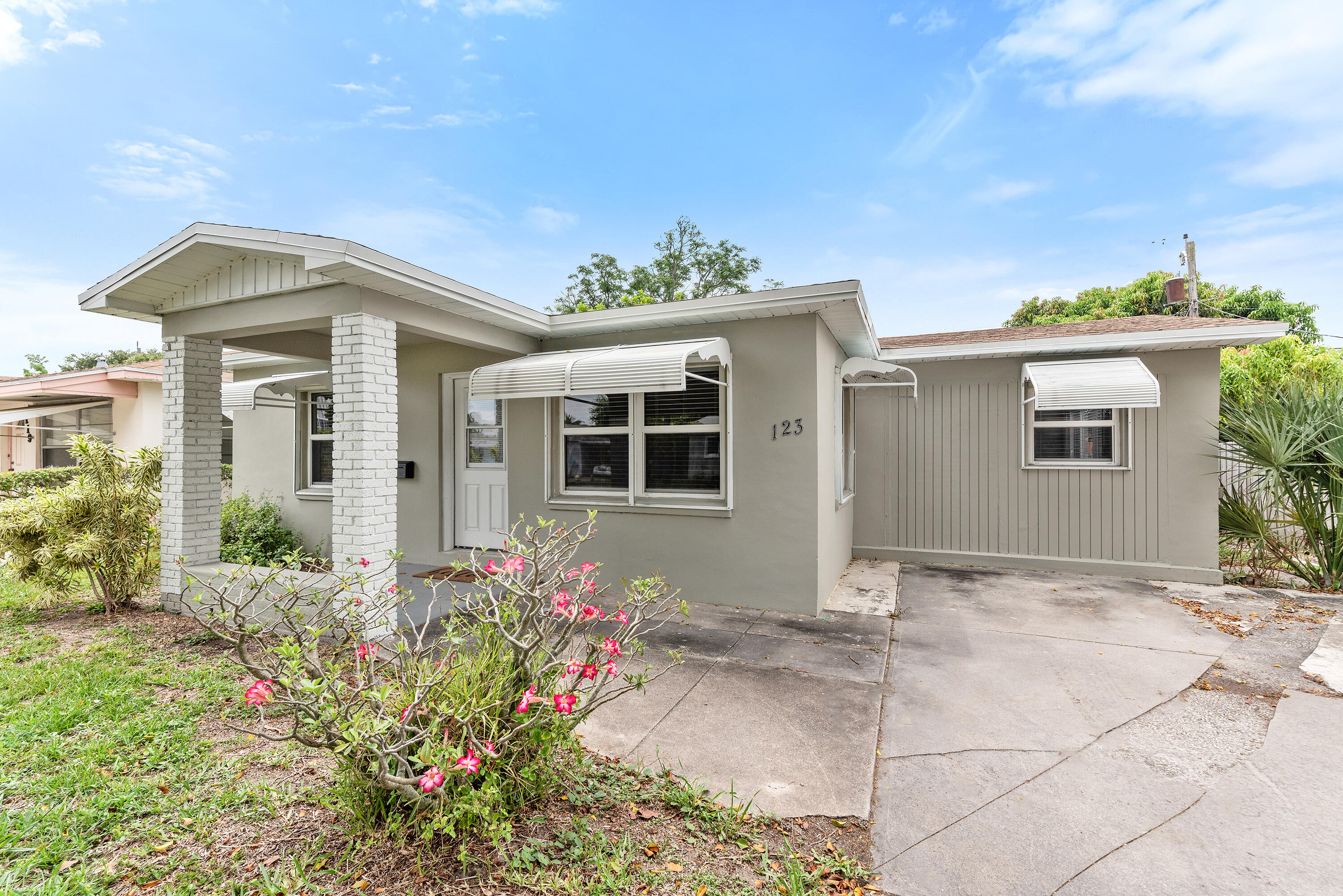 123 Silver Beach Road Riviera Beach, FL 33403 - Photo 23 of 27 123SilverBeachRdRivieraBeach-23