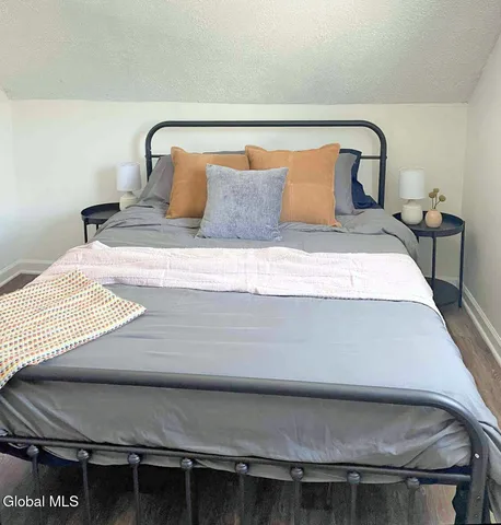 $2,995 | 35 State Street, Saratoga Springs, NY 12866