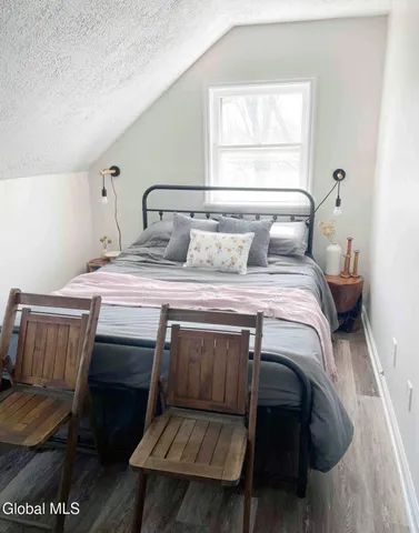 $2,995 | 35 State Street, Saratoga Springs, NY 12866