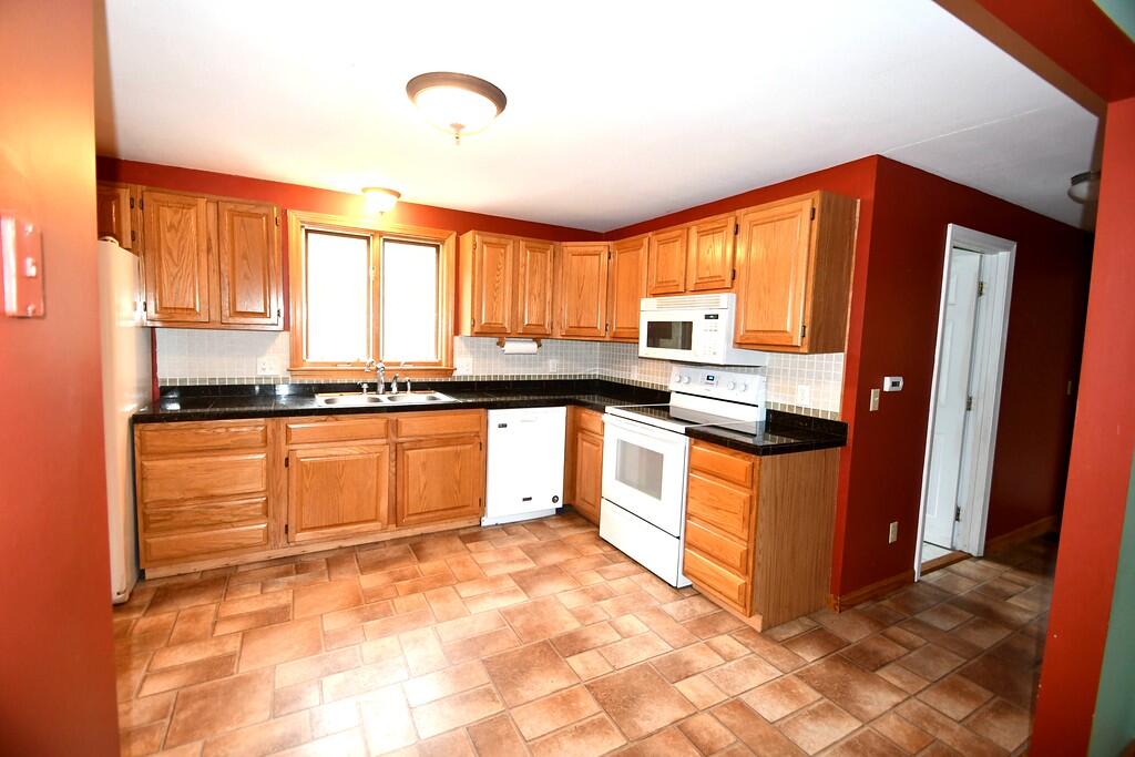 45 Farrington Road Gorham, ME 04038 - Photo 7 of 22 i-CBqd4vZ-XL