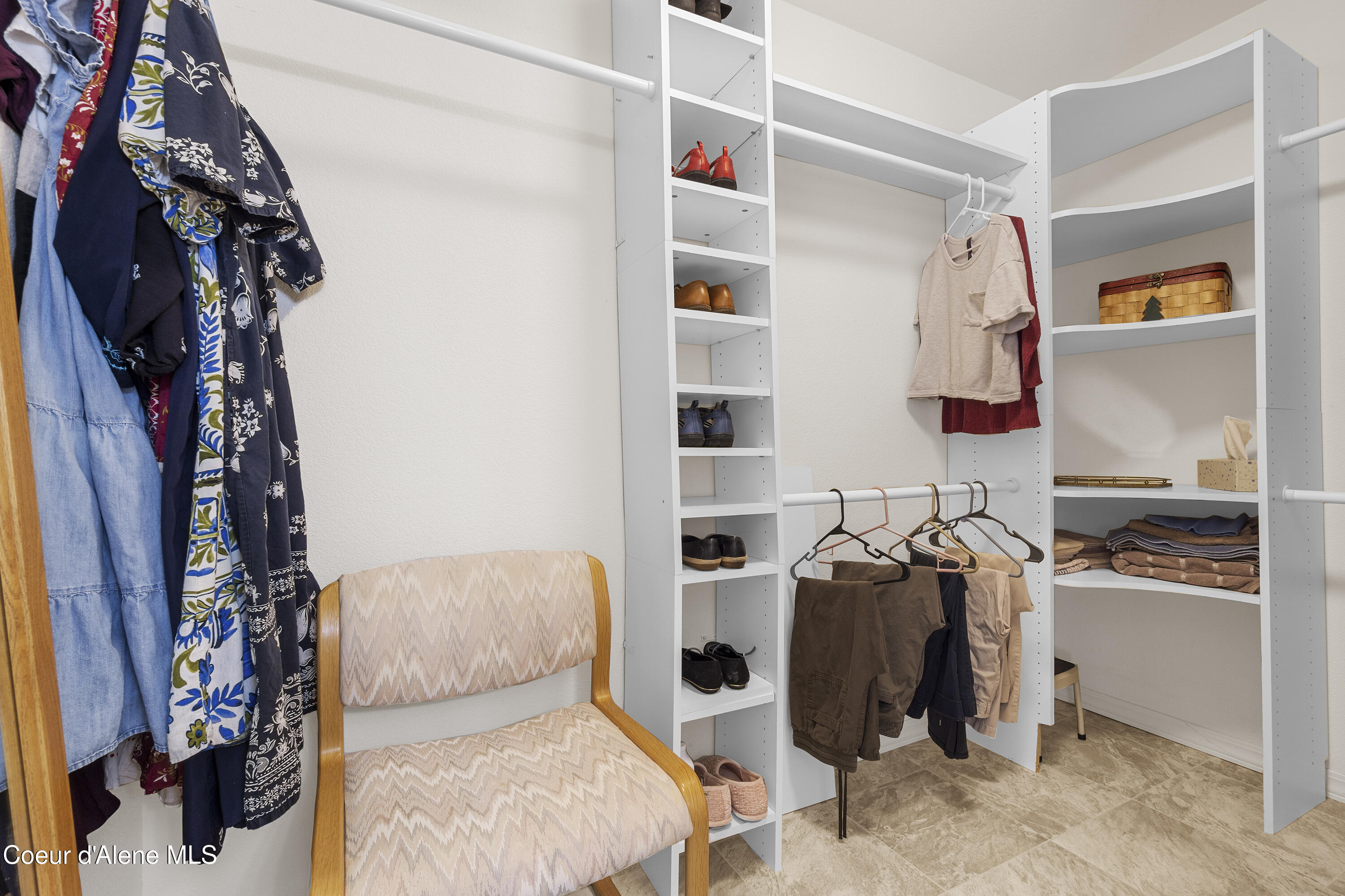 11907 North Blue Jay Court Hayden, ID 83835 - Photo 25 of 41 Master walkin