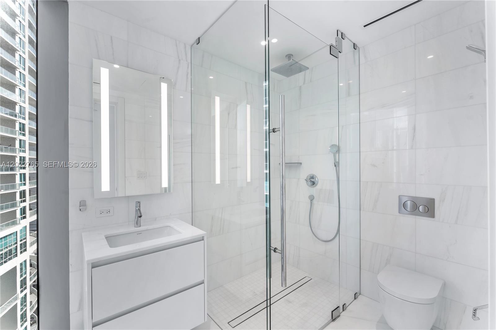 300 Biscayne Blvd Way, Unit 1802 Miami, FL 33131 - Photo 23 of 50