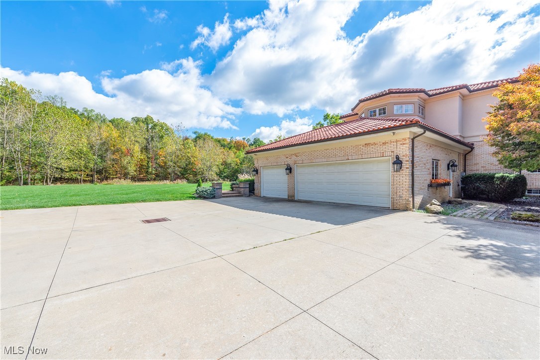 285 River Road Hinckley, OH 44233 - Photo 4 of 48 Gallery Image 4