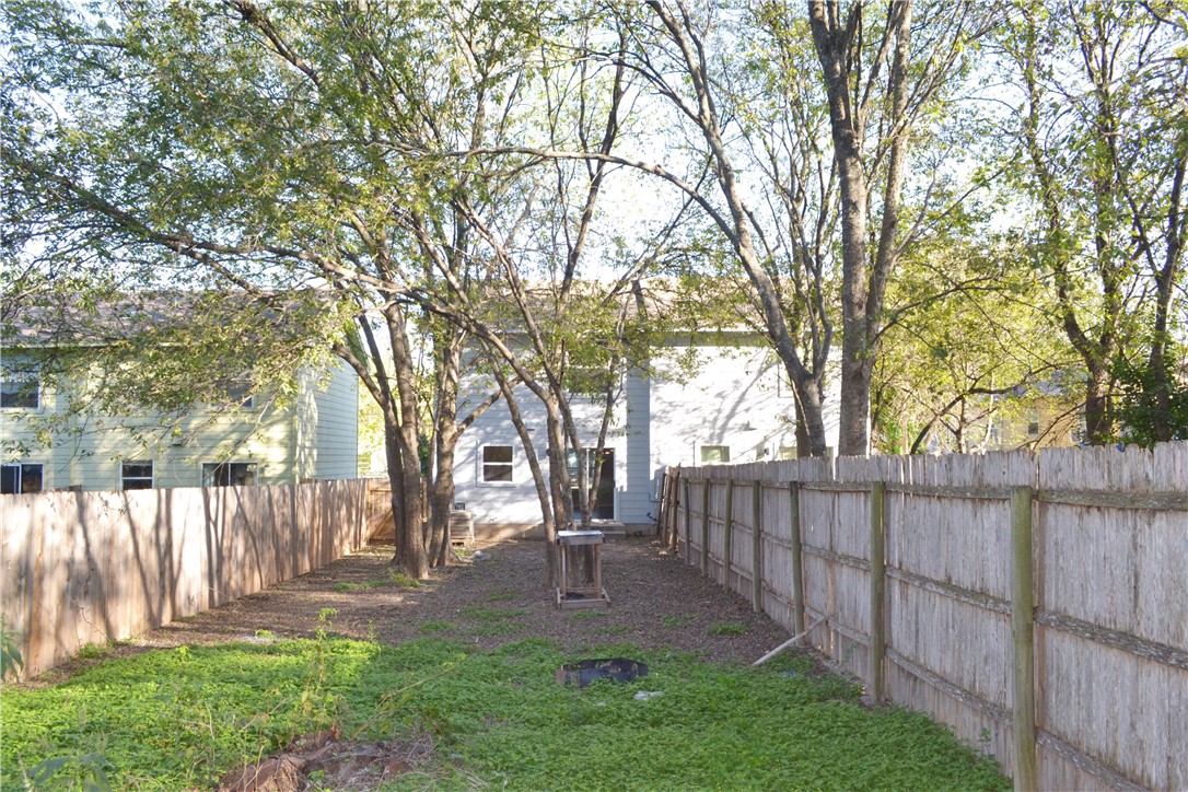7206 Meador Avenue, Unit B Austin, TX 78752 - Photo 18 of 19