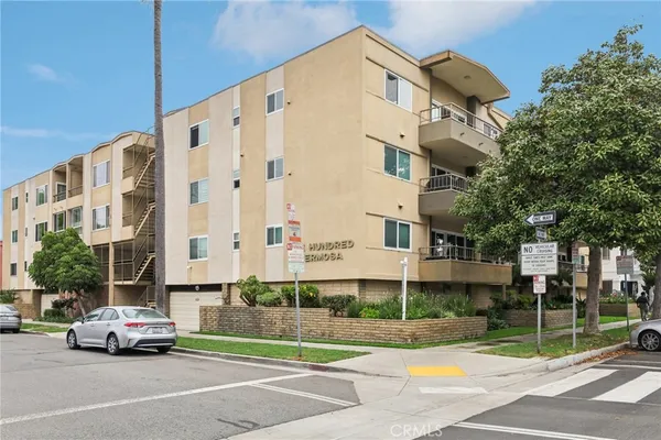 $669,000 | 100 Hermosa Avenue, Unit 3A, Long Beach, CA 90802