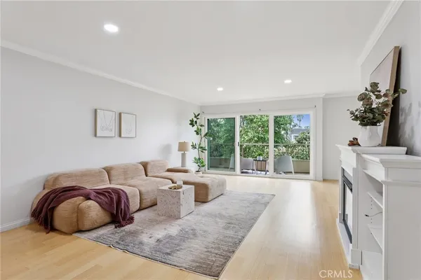 $669,000 | 100 Hermosa Avenue, Unit 3A, Long Beach, CA 90802