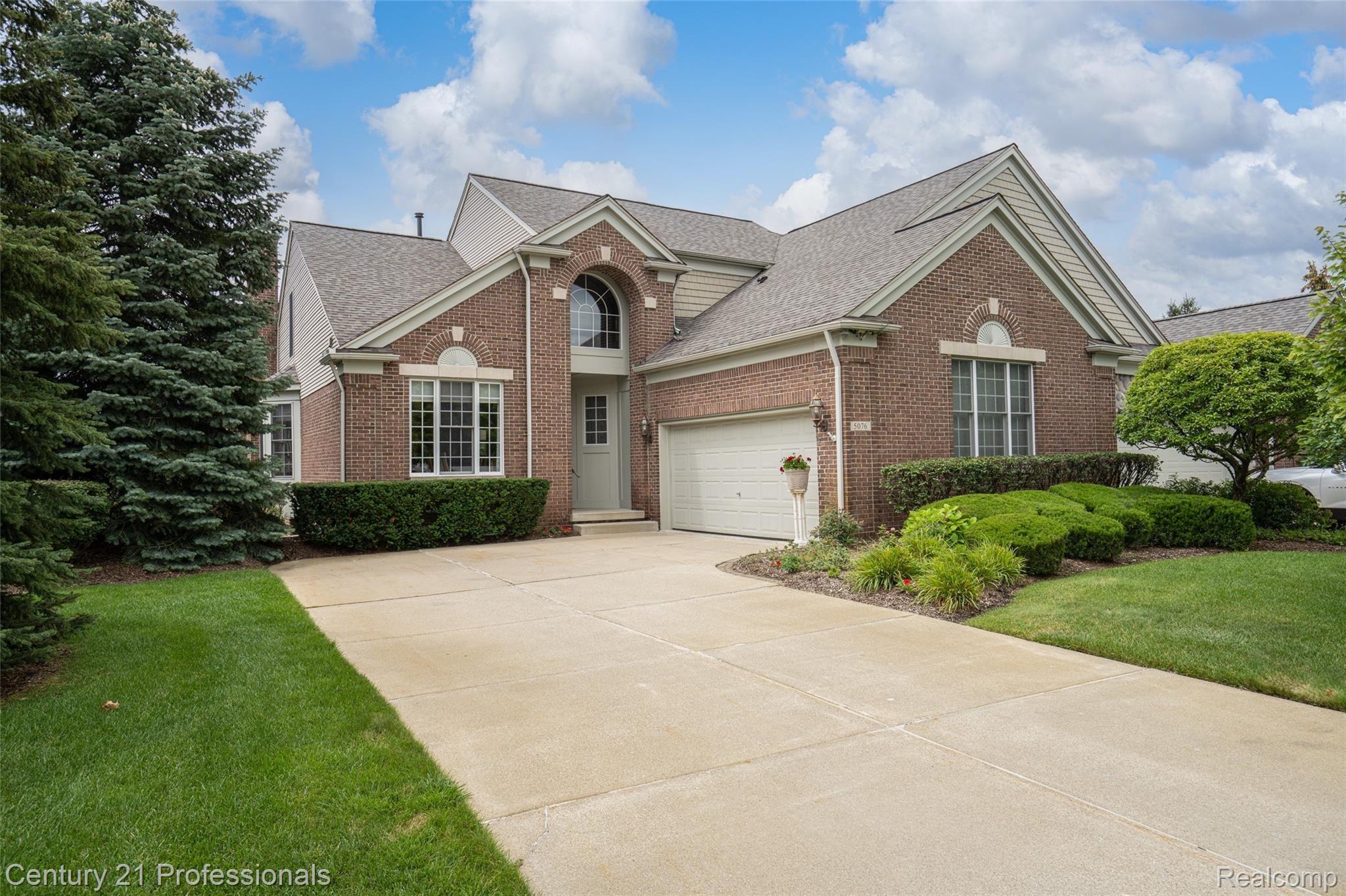 5076 Belmonte Drive, Unit 2 Rochester, MI 48306 - Photo 1 of 68 5076 Bellmonte Dr (1).jpg