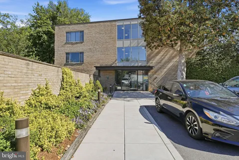 $200,000 | 2755 Ordway Street Northwest, Unit 203, Washington, DC 20008