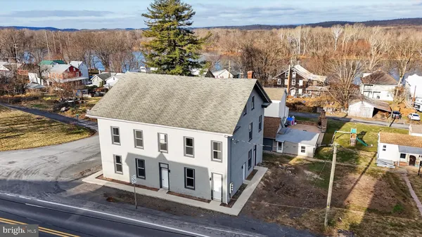 $500,000 | 121 Susanna Street, Dalmatia, PA 17017