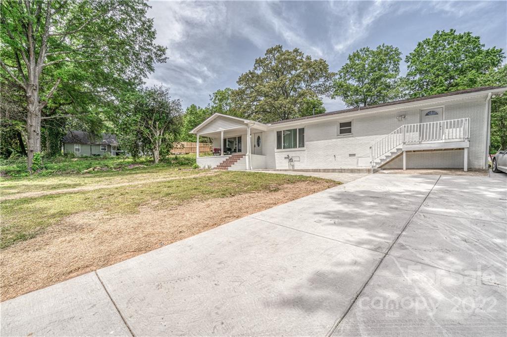 290 Sunderland Road Southwest Concord, NC 28027 - Photo 3 of 23 Gallery Image 3