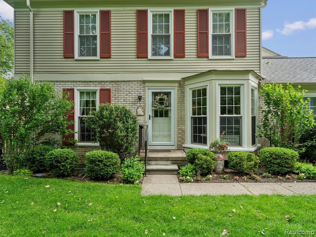 1233 Candlestick Lane Rochester Hills, MI 48306 - Photo 2 of 42
