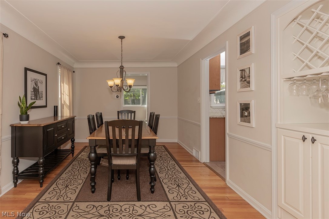 3894 Bushnell Road Cleveland, OH 44118 - Photo 11 of 35 Gallery Image 11
