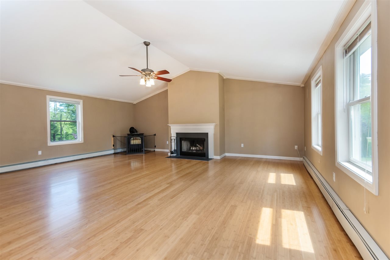 393 Lower Ridge Road Loudon, NH 03307 - Photo 5 of 40