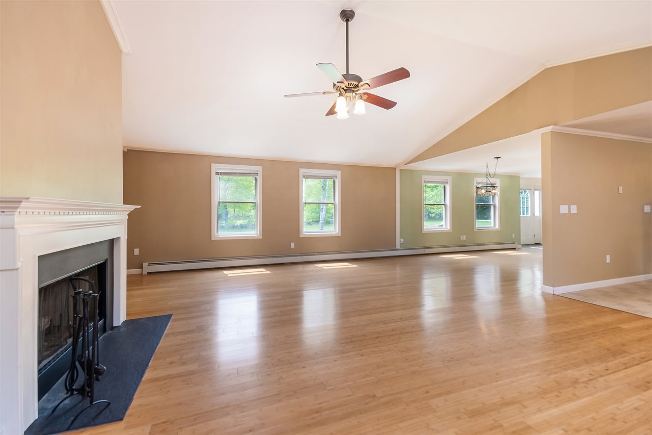 393 Lower Ridge Road Loudon, NH 03307 - Photo 7 of 40
