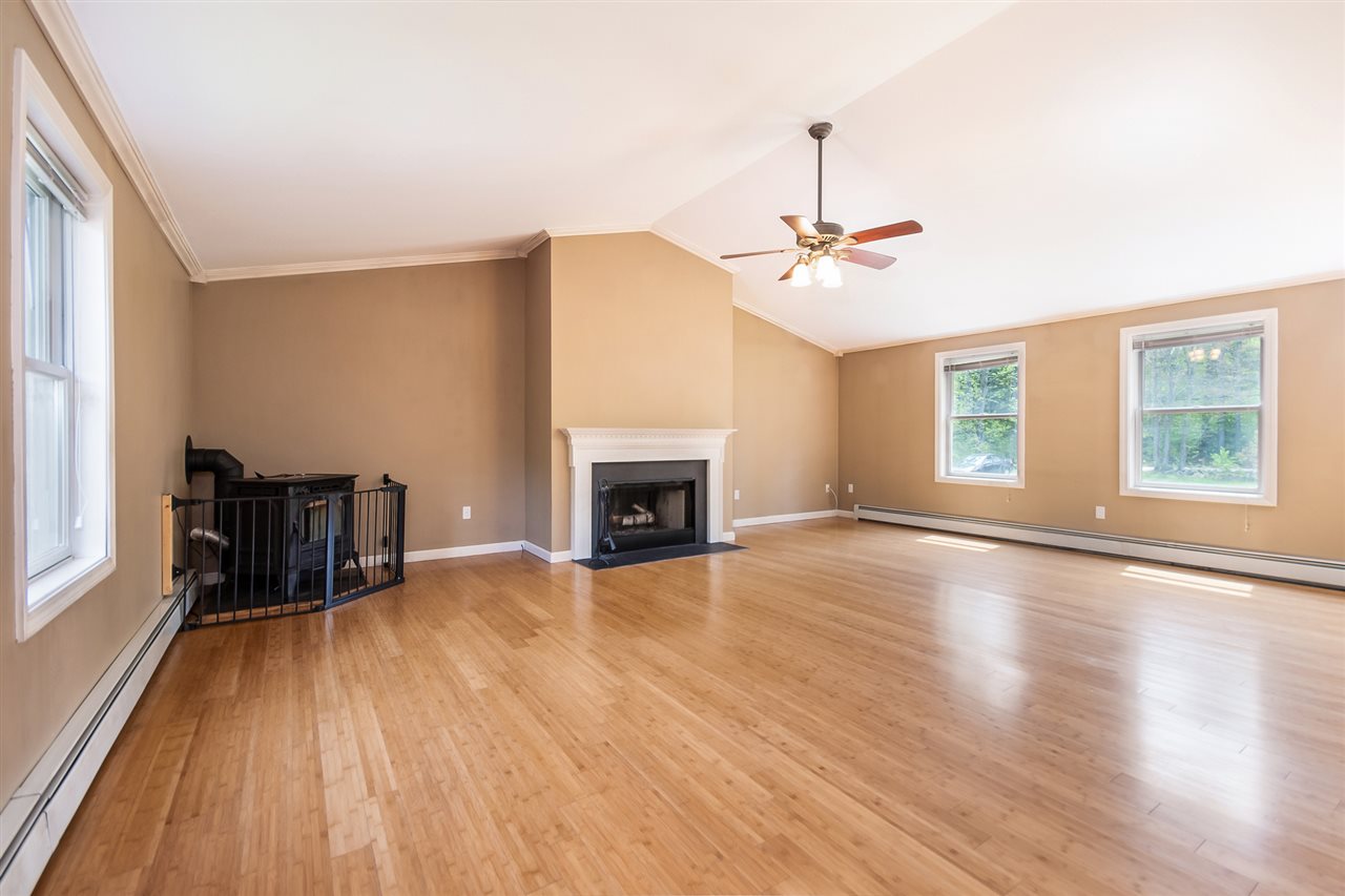 393 Lower Ridge Road Loudon, NH 03307 - Photo 8 of 40