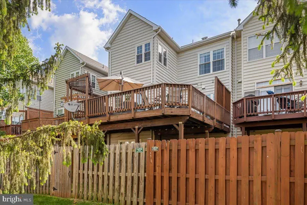 $734,900 | 20839 Miranda Falls Square, Sterling, VA 20165