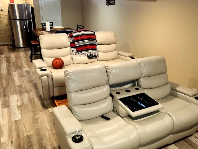 $335,000 | 1489 Windflower Court, Romeoville, IL 60446